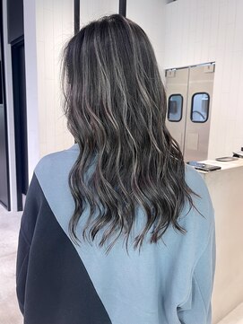 アイティー バイ アルバム 浦和店(IT by ALBUM) アッシュブラックレイヤーカットウェットヘア_ba513181