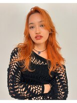 アデ オモテサンドウ(ade omotesando)&nbsp;カジュアルさとエレガントさをmixさせたおしゃれ女子ウルフヘア