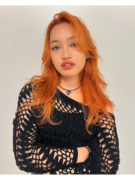 アデ オモテサンドウ(ade omotesando) カジュアルさとエレガントさをmixさせたおしゃれ女子ウルフヘア