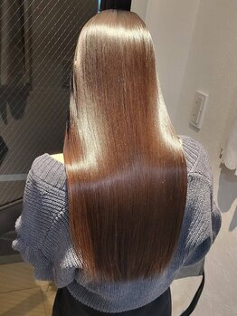 ニコ(Nico)の写真/ブリーチ履歴のある髪も施術可能な［Nico］の縮毛矯正。ダメージレスでサラサラなストレートヘアに♪