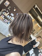 ダメージレスでオシャレが叶う｢白髪ぼかし｣とSNSで大人気のNEWカラー♪
