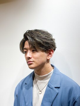 ルースト 京都河原町店(ROOST) フェザーパーマハイライト