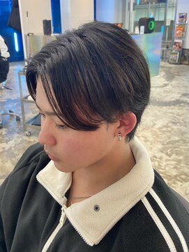 アンサー 千葉中央(UNSER prod by THE DAY) 前下がりセンターパートウルフ