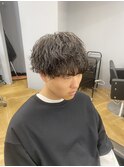 波巻きツイストスパイラルパーマツーブロック刈り上げ