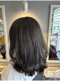レイヤーカット×ナチュラルシルバーカラー