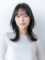 ミディアムレイヤー/20代30代きれいめ/くすみカラー