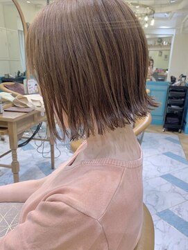 ロンド エメ 柏(Lond aimer) ショートくびれ丸みショートボブハイライトイメチェン髪質改善柏