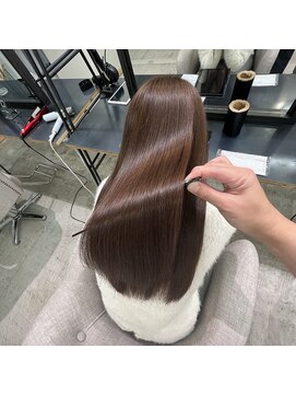 ラヴィエ(RAVIE) 【半田・髪質改善】縮毛矯正/トリートメント/マンツーマン