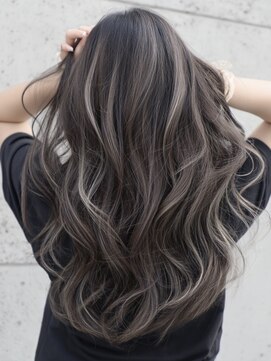 アポロ 横浜駅店(apollo) 細めクッキリハイライト/グレージュ/バレイヤージュ/レイヤー