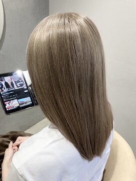 *艶感似合わせカット×イルミナべージュカラー*