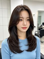 エイチ ウルフカット 大阪梅田(811)&nbsp;ヘアカラーグレージュカチモリヘアレイヤーボブ50代ボーイッシュ