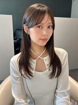 アム(amu) ロングレイヤー/シースルーバング/顔まわり/巻けるストレート