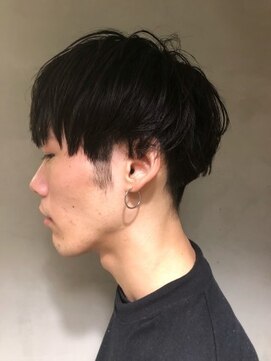 ジーナ(XENA) 無造作マッシュ