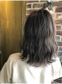 Aimee アッシュグレージュ×外ハネボブ