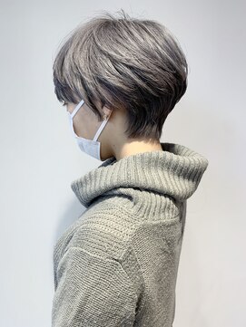 アッシュ 祐天寺店(Ash) ダブルブリーチで作るハイトーンシルバーショートマッシュ