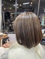 トハコ(&haco)&nbsp;白髪を活かしたショートボブ☆