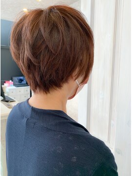 キャアリー(Caary) 福山市 丸みエアリーショートなら人気キャアリーcaary