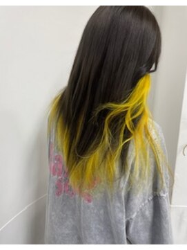 ヘアーアトリエ ネヴェア(hair atelier NEVAEH) black ×　innner yellow