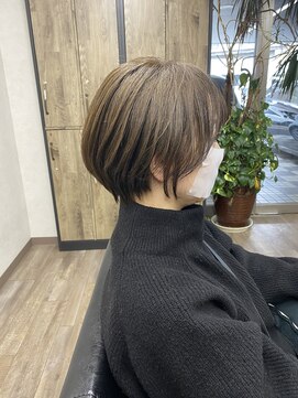 ヴィフ 大船(VIF) ショートヘア×アッシュベージュ×イルミナカラー