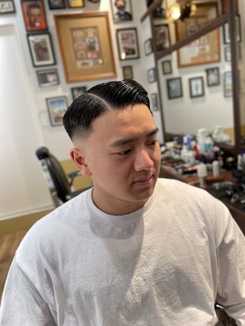 カムレイドフォーライフ(COMRADE 4 LIFE) ハードポンプ　担当西村