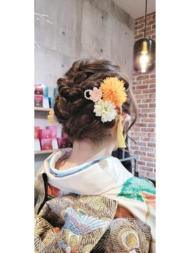 ルリラ(RURIRA) 振袖ヘアセット