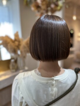 アンド ラ ブランシュ(&.La Blanche) ボブウルフ/グレージュカラー/黒髪カタログ/ココアベージュ/大宮