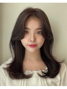 コア 梅田(Core) 髪質改善 艶髪 愛され 韓国風 前髪カット 小顔　梅田