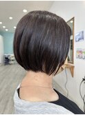 ショートボブ