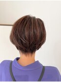 頭の形が綺麗に見える丸みショート