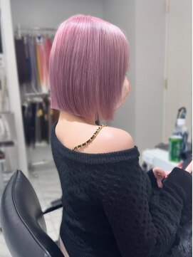 ランテルディ 渋谷(LANTERDIT) 切りっぱなしボブ　艶感　透明感カラー　アッシュピンクカラー