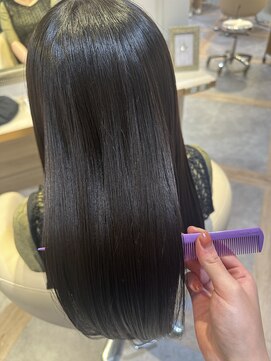 アンド ラ ブランシュ(&.La Blanche) レイヤーカット/オリーブベージュ/夏のヘアアレンジ/髪質改善