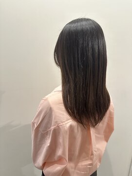 ゼンドットカラスマ(Zen.karasuma) 地毛風ストレート×ロング20代30代40代