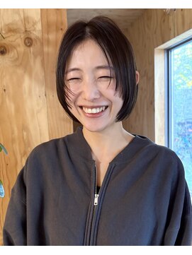 ライト(LIGHT) 顔まわりレイヤーボブ