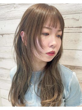 リック(Ric by KENJE) 顔周りレイヤーカット