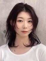 ワンズ リー 上大岡店(One's ly)&nbsp;レイヤーカット/ウェットヘア/オリーブベージュ[上大岡]