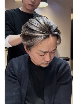 カミュー 高岳(CAMUE) 大人の立体感バレイヤージュ×グレージュショート