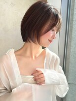 アフロート トウキョウ(AFLOAT TOKYO)&nbsp;前下がりひし形ショートボブ30代40代50代くびれヘア丸顔面長銀座
