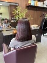 アオイ(Aoi)&nbsp;艶感たっぷり深みワインレッドカラー×髪質改善トリートメント