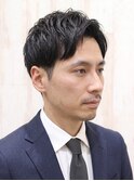 ツーブロック刈り上げマッシュ黒髪アップバングナチュラル清潔感