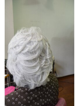 エンスー(ENTHU) 限られた方だけが出来る上品な美しいミディレイヤー☆