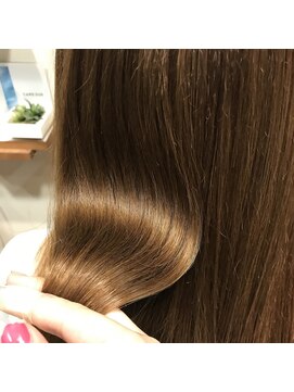 ティアトロアンドリミテバイティアトロ(teatro&limite by teatro) ツヤツヤストレートヘア