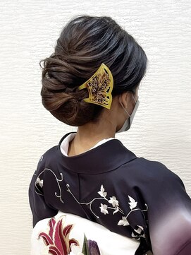 ヘアセット&メイク専門店 カスミ(Kasumi) 和装シニヨンスタイル