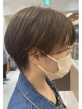 アテナ アヴェダ(ATENA AVEDA) 丸みショート