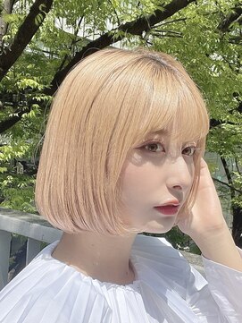 ティア(Tia.) (ボブヘア/ミルクティーベージュ/ブリーチ/前髪/ダブルカラー)