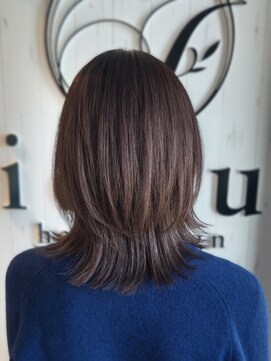 イコウヘアデザイン(icou hair design) くびれミディアム×アッシュベージュ