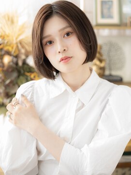 カバーヘア ブリス 戸田公園西口店(COVER HAIR bliss) アシンメトリーかきあげ前髪前下がりボブa戸田公園20代30代40代