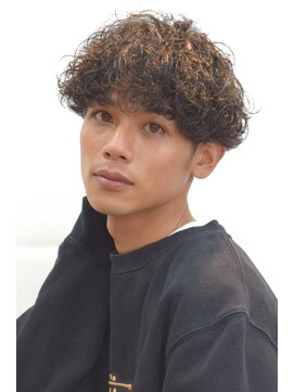 ルックグッドストア(LOOK GOOD STORE) スパイラルパーマ 波巻きパーマ ツイストスパイラルパーマ 元町