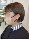 ショートボブ　透明感カラー　ベージュ　顔まわり　顔周り　前髪