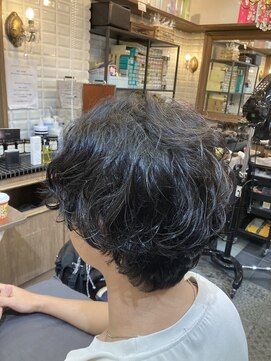 ルピナス 中田(Lupinus) ミディアムパーマスタイル