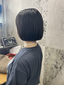 シーインフィニート(C∞) ナチュラルブラントボブ